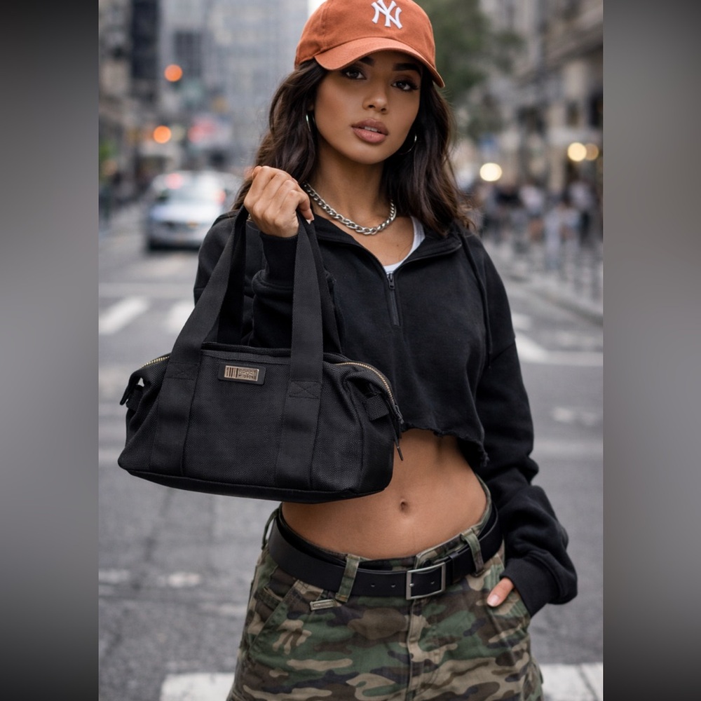 Missoni Sport Nylon Black Sporty Streetwear vintage mini duffel shoulder bag